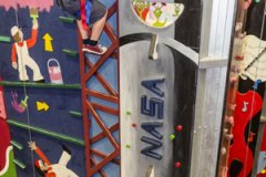 Climbzone-Kids-climbing-Rocketship